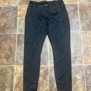 Mondetta Black Luxury Performance Apparel